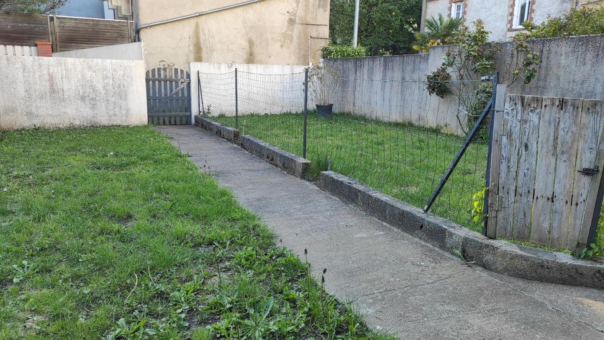 Logement Atypique Au Coeur De Cholet Luaran gambar